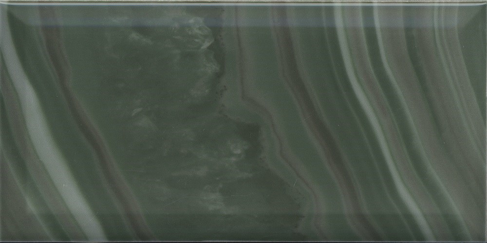 19077 Сеттиньяно зелёный грань глянцевый 9,9x20x0,92